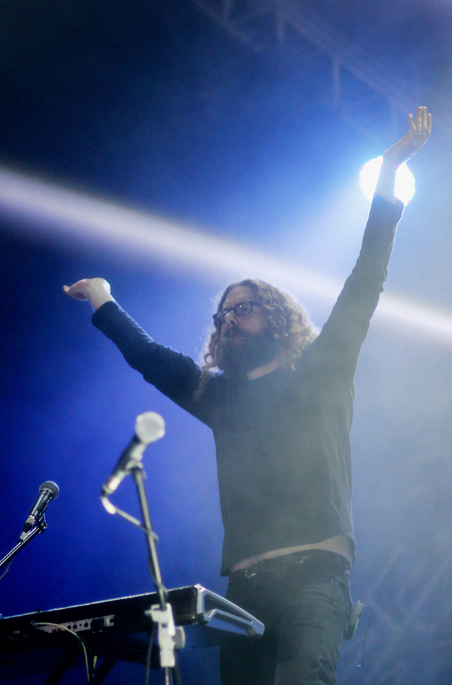 Doctor Nick Watts MEW Live in Indonesia 2013 by @mametmumeti