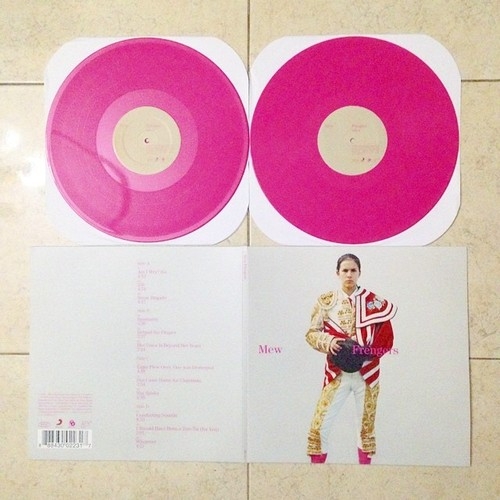 Just order my 2 x 180 gram limited edition of “Frengers” in pink vinyl. If, I can highly