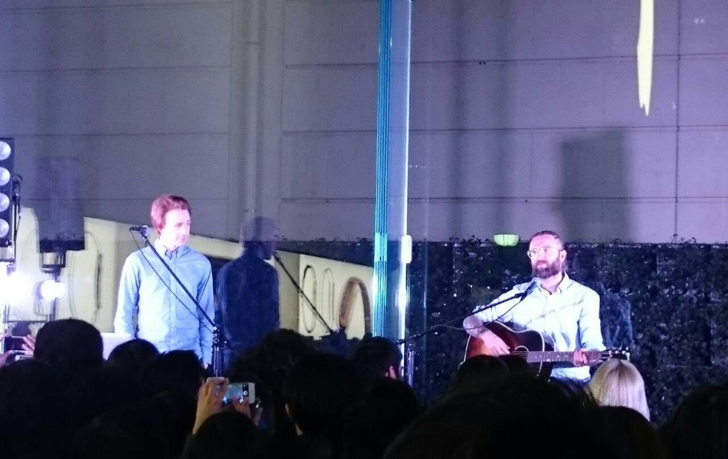Hello I’m new here! Jonas and Johan came to Japan and played an acoustic live at Apple Store, 