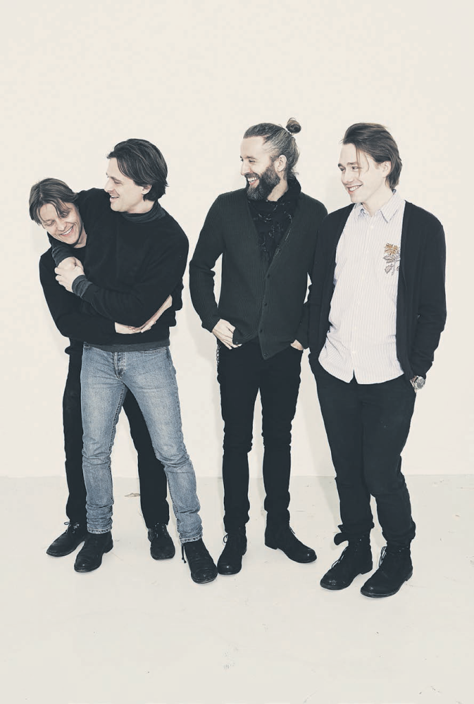 Raw photos from the Metro Xpress article bojohanmew_lg_01mew_lg_02silasjonascover